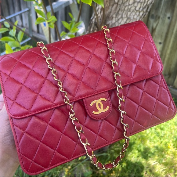 Chanel Vintage 24k gold plated hardware Red Quilted Lambskin Bag - Picture 1 of 14